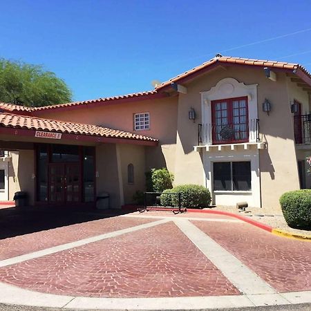 Days Inn By Wyndham Tucson City Center Zewnętrze zdjęcie