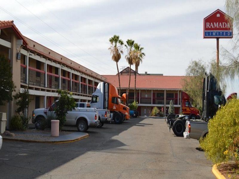 Days Inn By Wyndham Tucson City Center Zewnętrze zdjęcie