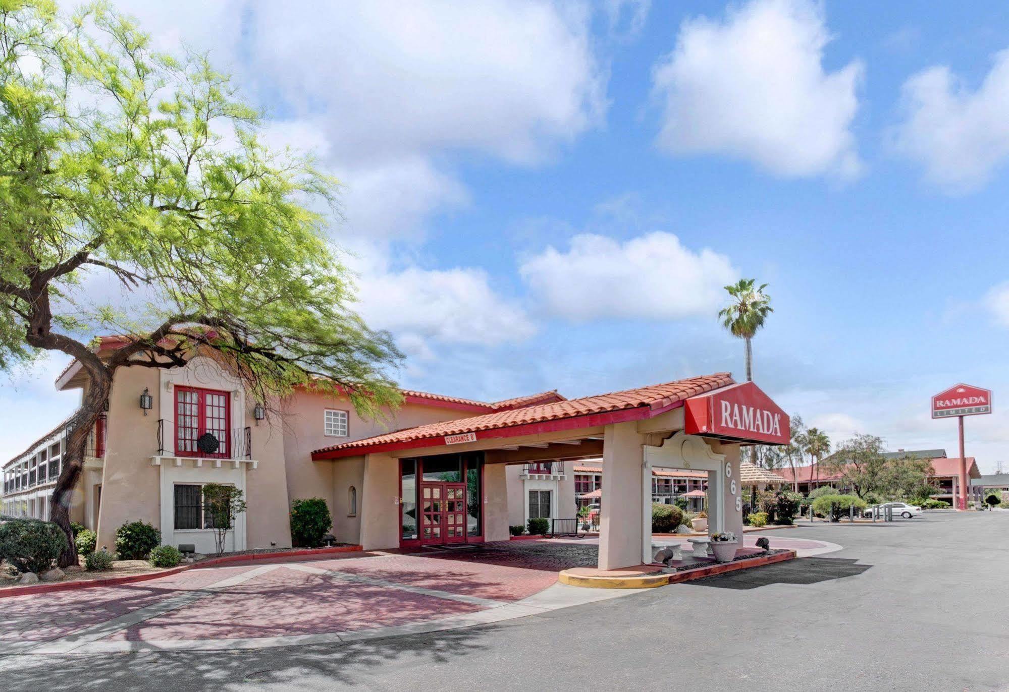 Days Inn By Wyndham Tucson City Center Zewnętrze zdjęcie